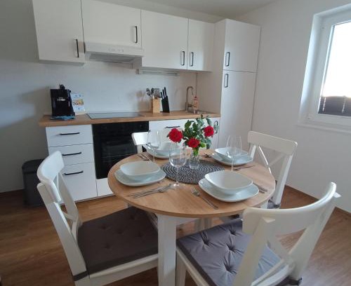 Bled Apartamento | Apartma z lepo teraso za 3+1 osebe