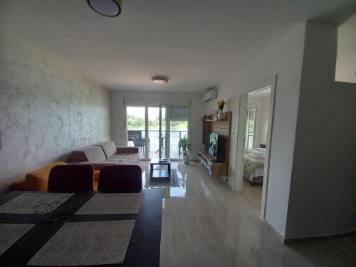Veliko Gradiste Apartamento | Apartman 4 BMB