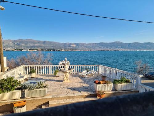 Arbanija Apartamento | Apartman Ante