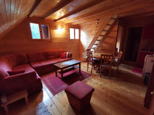 Konjska Reka Apartamento | Apartman Bugar