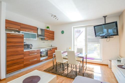 Destne Apartamento | Apartman U Kostela