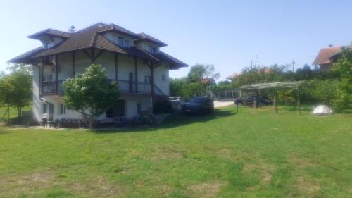 Petrovaradin Apartamento | Apartman EXIT-TVRĐAVA