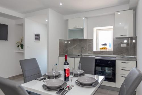 Lovrec Apartamento | Apartman IVA
