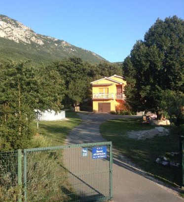Krsan Apartamento | Apartman Katica