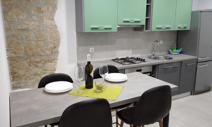 Vizinada Apartamento | Apartman Lari