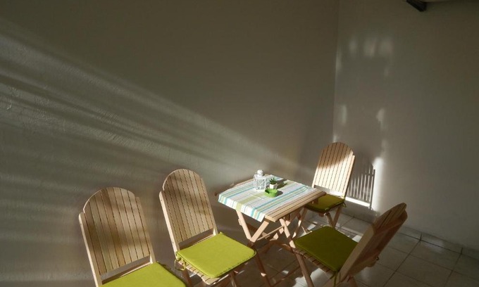 Topla Apartamento | Apartman Lena