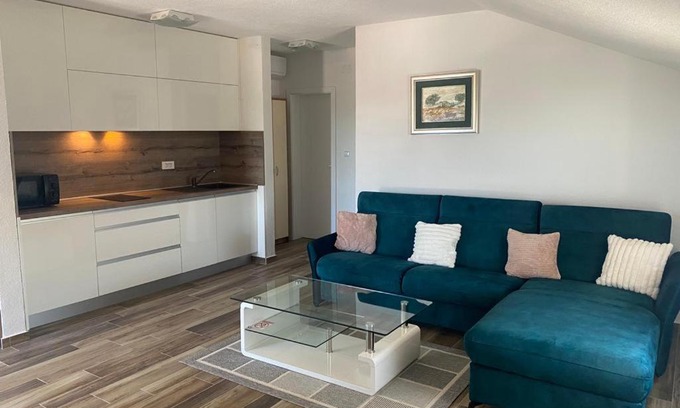 Gospic Apartamento | Apartman LOTA **** Gospić centre