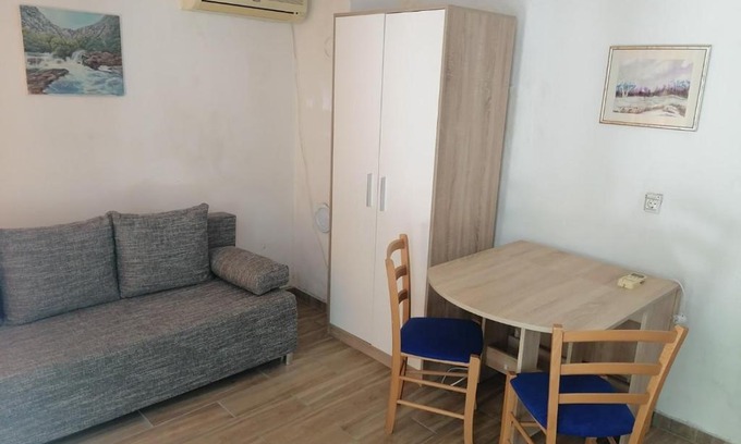 Obrovac Apartamento | Apartman Milica