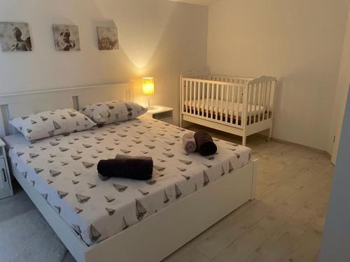 Pirovac Apartamento | Apartman Noel