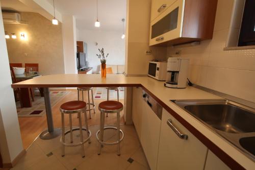 Vrpolje Apartamento | Apartman San Marino 2