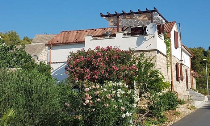 Rukavac Apartamento | Apartman se nalazi u mirnom okruženju na jugoistočnoj strani otoka Visa.