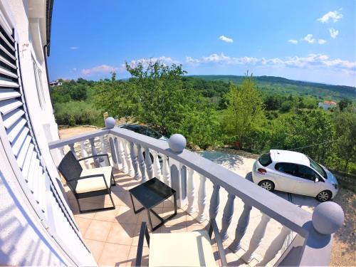 Razanac Apartamento | Apartman Tina