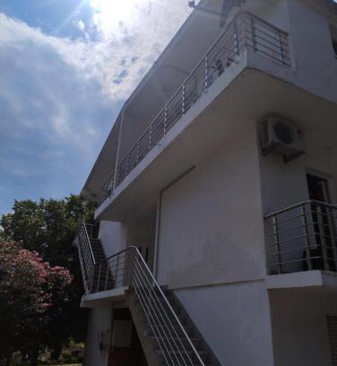 Sutomore Apartamento | Apartman V,P