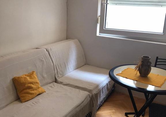 Maini Apartamento | Apartman Vuk