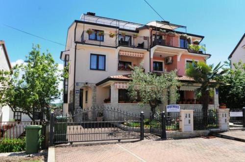 Funtana Apartamento | Apartmani Šahic 3