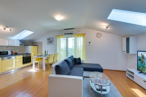 Sarsoni Apartamento | Apartmani Admiral