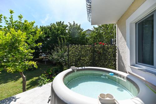 Kastel Kambelovac Apartamento | Apartmani Dolores
