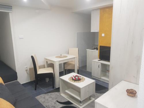 Loznica Apartamento | Apartmani Loznica