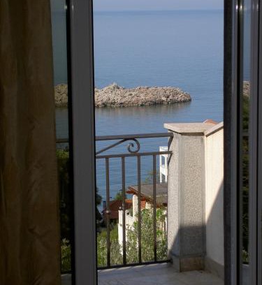 Sveti Stefan Apartamento | Apartmani More