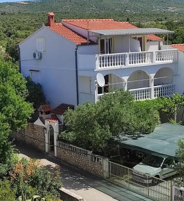 Rogoznica Apartamento | Apartmani Uvodić