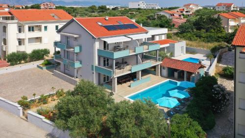 Zrce Apartamento | Apartmani "Villa Barbara"