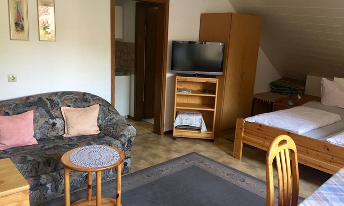 Endingen am Kaiserstuhl Apartamento | Apartamento '5' con jardín compartido, balcón y Wi-Fi