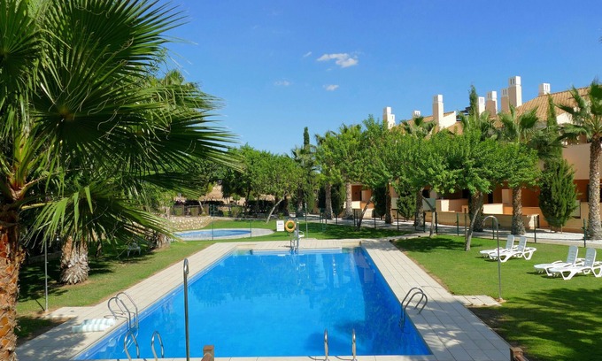 Fuente Álamo de Murcia Apartamento | Apartamento 'Suerte y Amor' con vistas a la montaña, WiFi y aire acondicionado