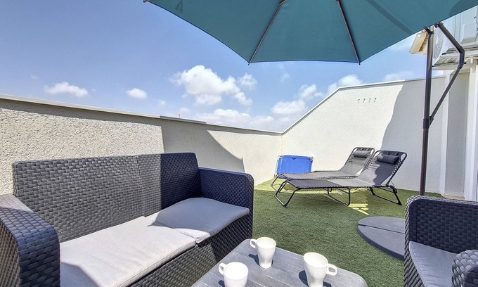 Molino del Chirrete Apartamento | Apartamento, céntrico, a 200m de la playa