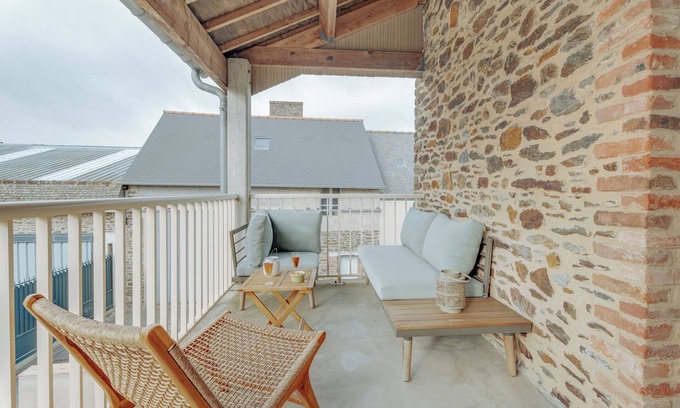 Saint-Benoit-des-Ondes Apartamento | Apartamento 'Côte D'emeraude' con terraza privada, jardín privado y Wi-Fi