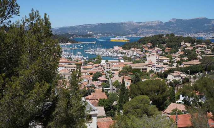 Saint-Mandrier-sur-Mer Apartamento | Apartamento de 4 a 6 personas, excepcionales vistas al mar en el puerto de Toulon