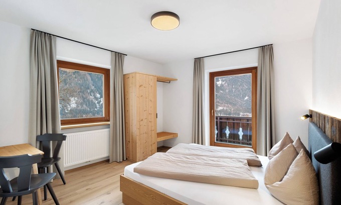 Anterselva Apartamento | Apartamento 'Pfaffingerhof Apt Piccolo Rabbit' con vistas a la montaña, jardín compartido y Wi-Fi