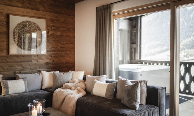 Mareo Apartamento | Apartment 'Terre71 Penthouse Attico Incanto' with Mountain View, Private Terrace and Wi-Fi