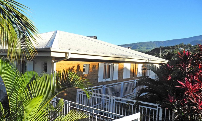 Saint-Louis Apartamento | Apartamento clasificado 2 estrellas en exuberante vegetación cerca del mar y las montañas