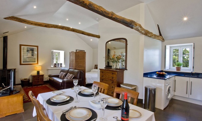 Penela Apartamento | Apartamento 1: espacioso, totalmente equipado, espacio abierto
