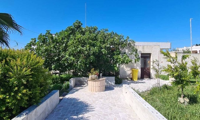 Torre Chianca Apartamento | Apartment 10 mt (real) from the sea of Salento, pets allowed