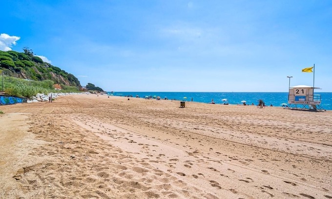 Sant Pol De Mar Apartamento | Apartamento 100m playa con parking aceptamos mascotas