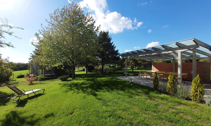 Oberscheidweiler Apartamento | Apartamento de 150 m² para 6 adultos + niños en medio del verde en la región de Eifel-Mosela