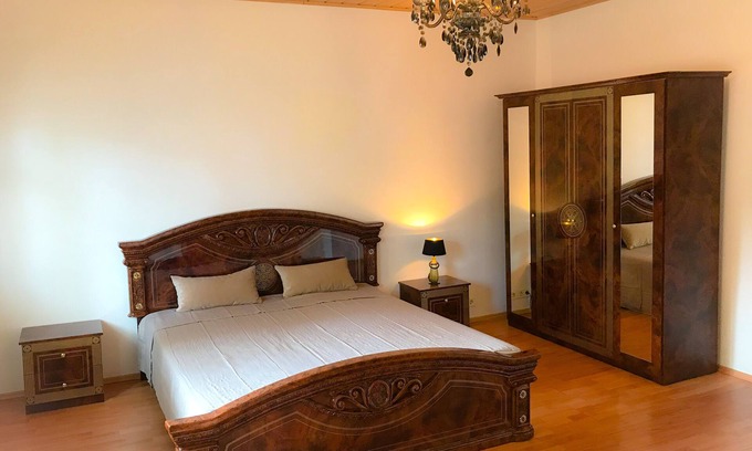 Falkensee Apartamento | Apartment 150qm for Families & Groups near Berlin