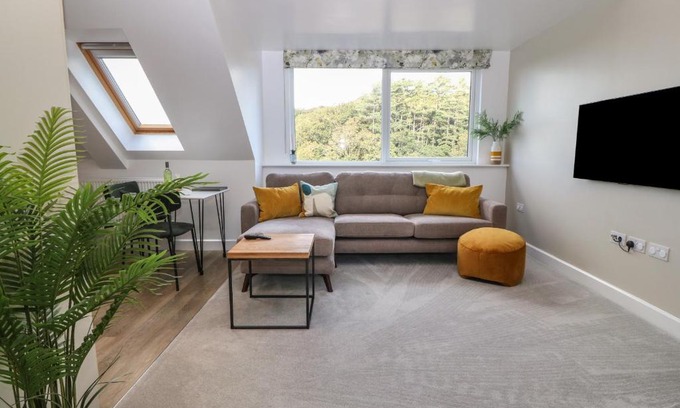 Y Felinheli Apartamento | Apartment 16