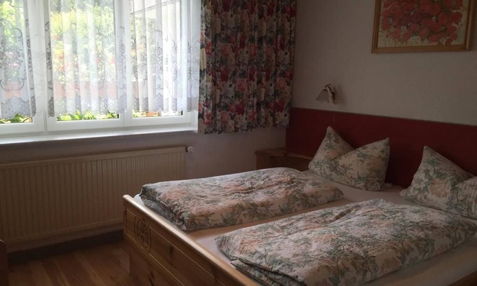 Hinterstoder Apartamento | Apartment 2/1 Schlafraum/dusche, WC - Waldhaus