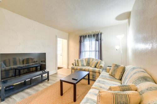 Niagara Falls Apartamento | Apartment 2 Mi to Niagara Falls and Whirlpool!