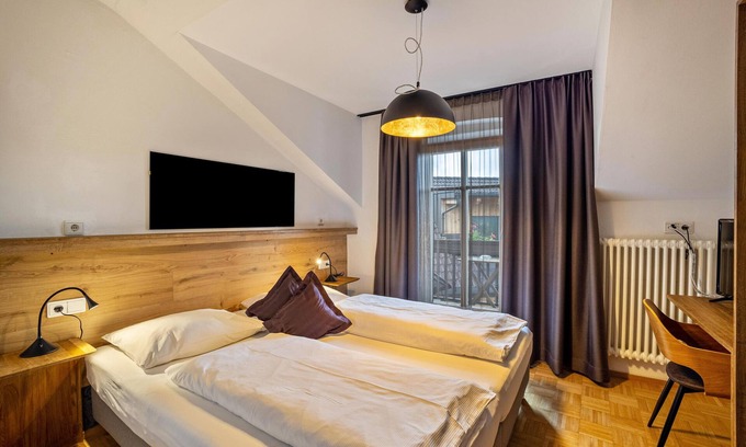 Issengo Apartamento | Apartamento '2' con vistas a la montaña, piscina compartida y Wi-Fi