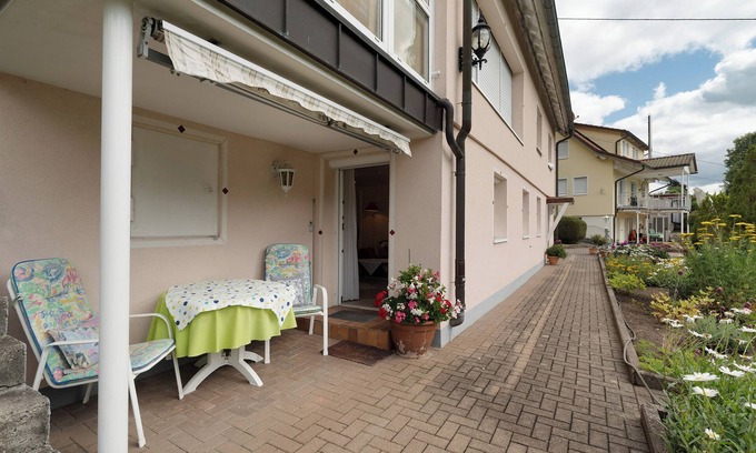 Kalberbronn Apartamento | Apartamento '2' con terraza privada, jardín compartido y Wi-Fi