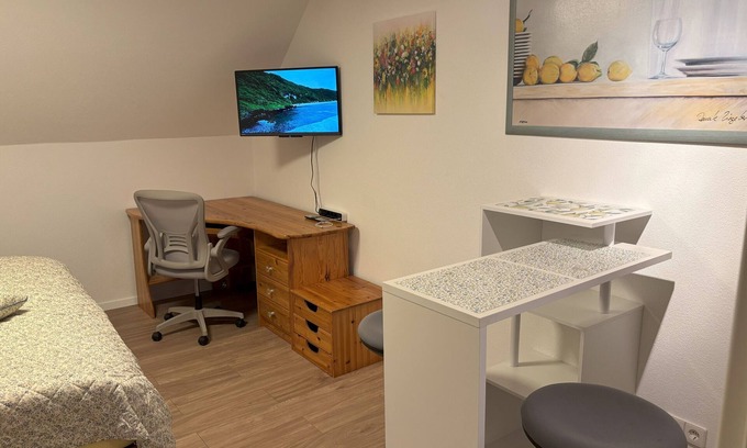 Engstingen Apartamento | Apartamento '2' con Wi-Fi
