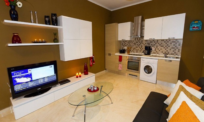 Ta' Giorni Apartamento | Apartment 29: Two-Bedroom Apartment near St. Julian's