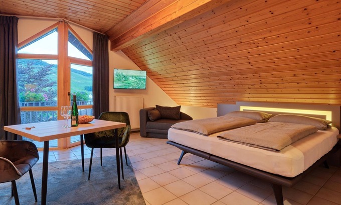 Lieser Apartamento | Vrbo Property