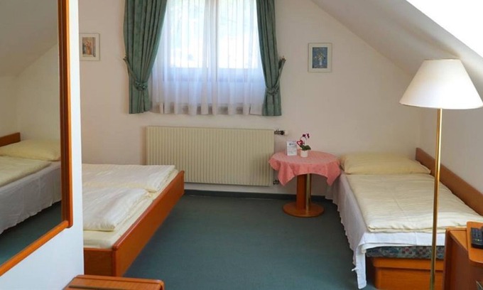 Bad Eisenkappel Cabaña | Vrbo Property