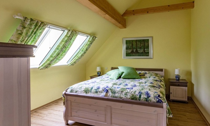 Burg-Dorf Apartamento | Apartment 4, bedroom, living room/kitchenette, shower/WC/bathtub (from 12 years) - Froschkönig Ferienhaus