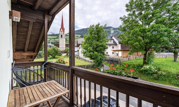 Issengo Apartamento | Apartamento '4' con vistas a la montaña, piscina compartida y Wi-Fi
