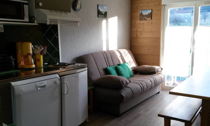 Girmont-Val-d'Ajol Apartamento | Apartamento-Confortable-Baño con ducha-Vista al campo